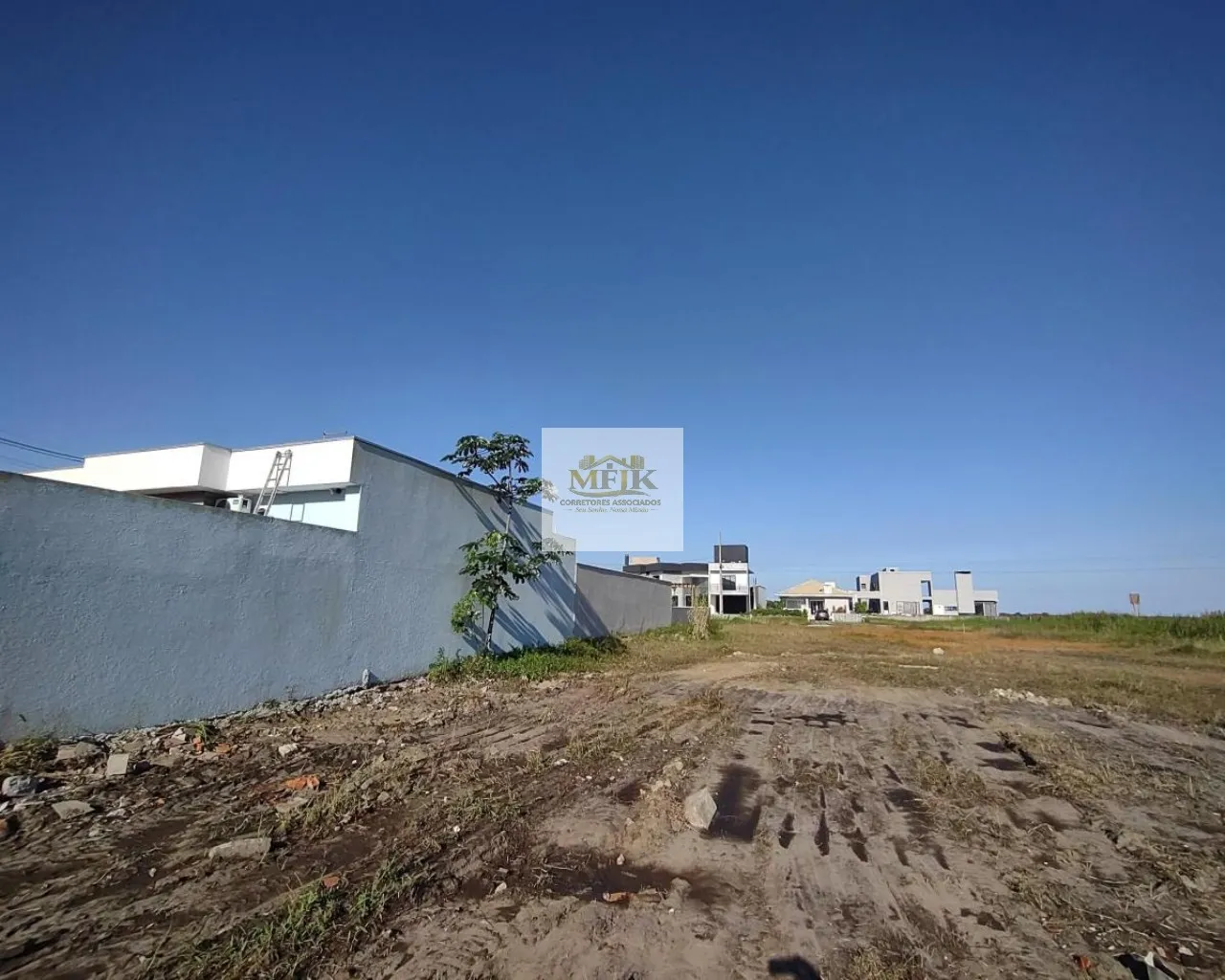 Imagem TERRENO COM 450M² A VENDA BALNEÁRIO ATAMI SUL