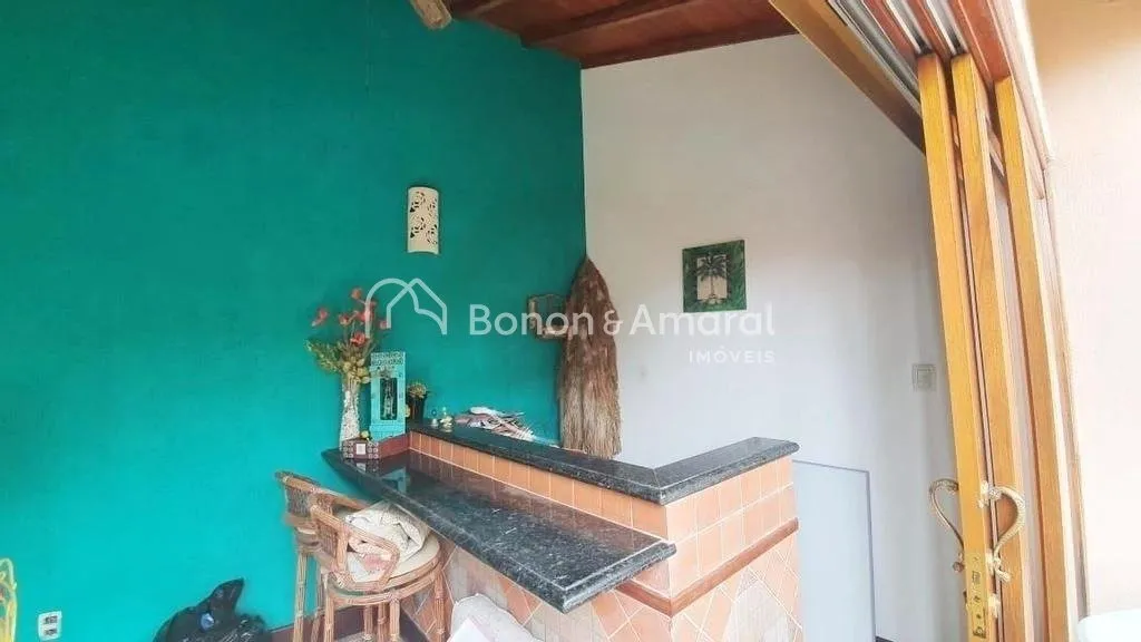 Imagem Casa com 3 Quartos e 4 banheiros à Venda, 170 m²