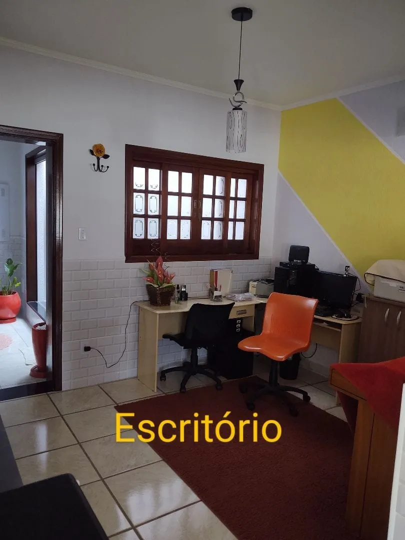 Imagem Lindo Sobrado com Salão de Festa!