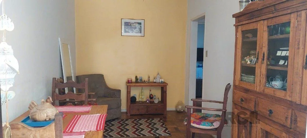 Imagem CASA COM EXTENSO PÁTIO NO CAMAQUÃ