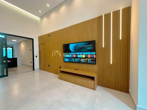 Imagem Maravilhosa casa térrea, acabamento de primeira, com 3 quartos sendo 3 suítes e a master com close...