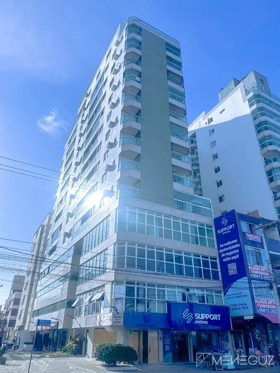 Imagem Imóveis à venda em Guarapari Praia do Morro, com 3 quartos de frente para o mar totalmente mobiliado
