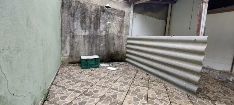 Imagem CASA COM 5 QUARTOS A VENDA EM SANTA MONICA GUARAPARI-ES