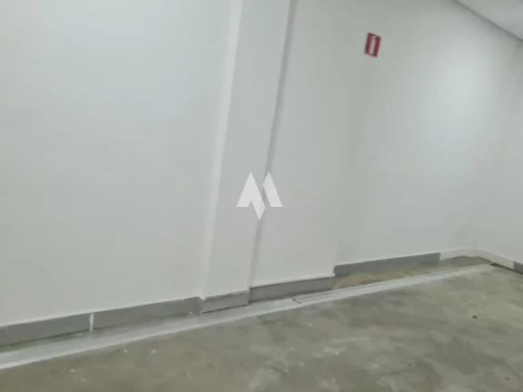 Imagem Sobrado Comercial para alugar no Canal 01 em Santos - SP