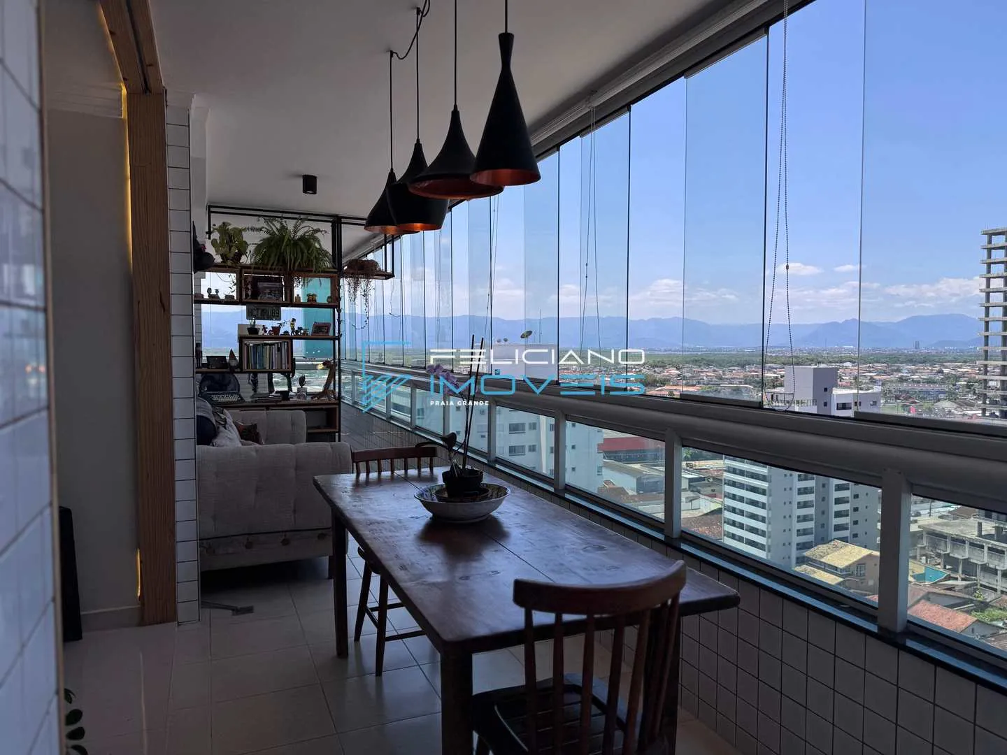Imagem Apartamento com 2 quartos, Guilhermina, Praia Grande - R$ 745 mil, Cod: 6138