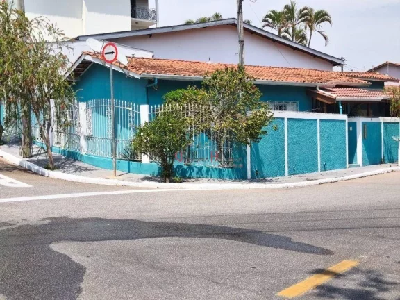 Imagem Casa com 3 dormitórios à venda, 160 m² por R$ 800.000,00 - Vila Brasileira - Itatiba/SP