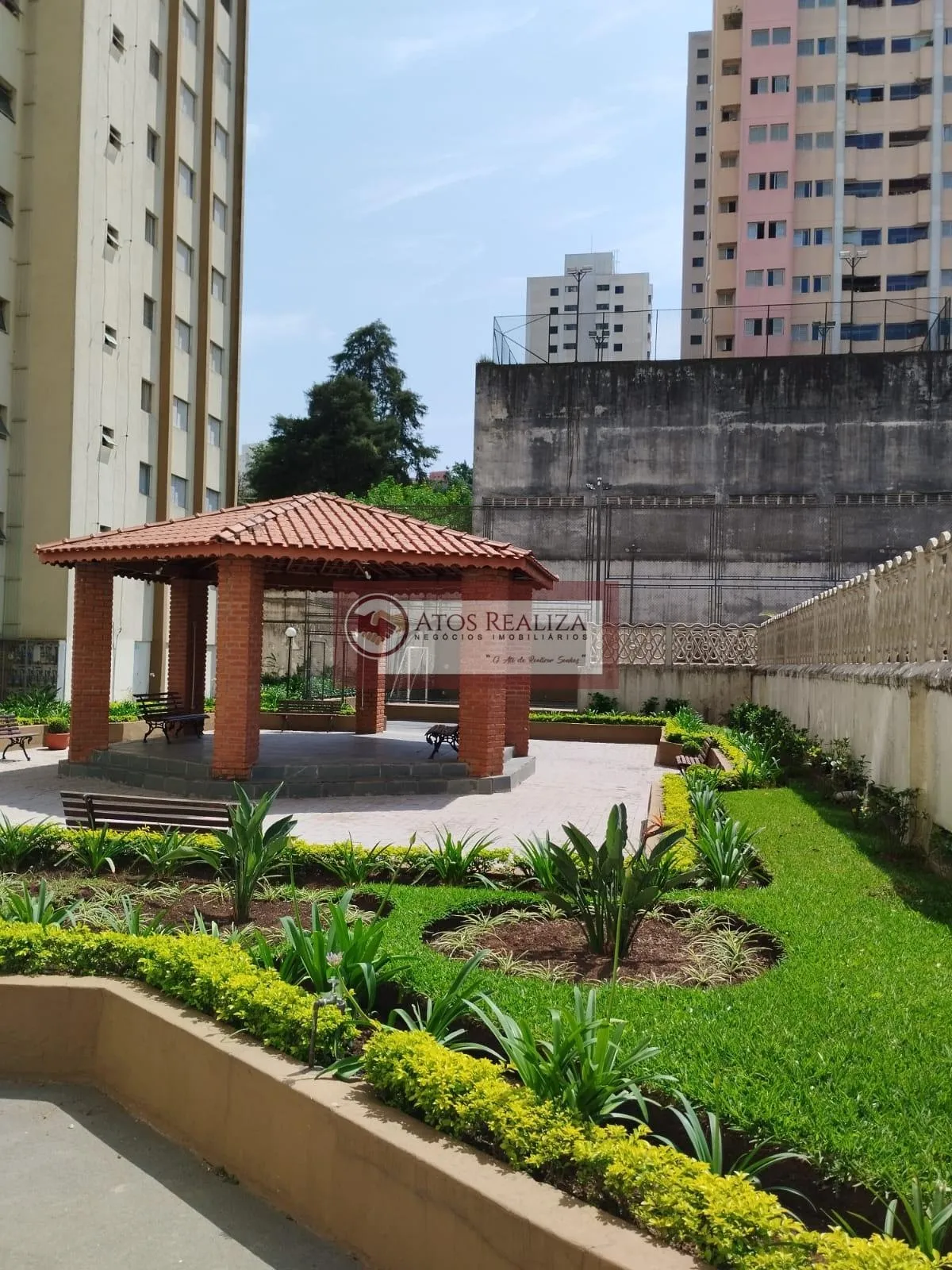 Imagem Alugo Apartamento Térreo com 1 Quarto, Cozinha, Banheiro, Área de serviço, na Região da VILA Mascote, São Paulo.Condomínio com Piscina, quadra, Jardim. mercadominio, salão de festa. Isento de Condomínio e IPTU, Valor R$ 2.000