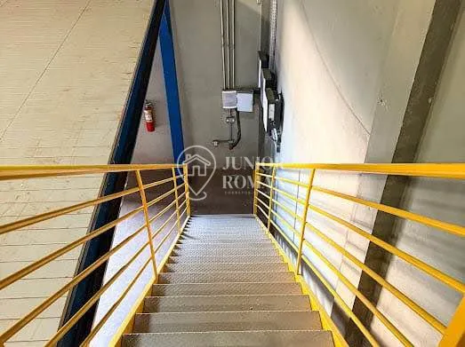 Imagem GALPÃO 600M2 COM ESTRUTURA DE PALETIZAÇÃO E PLACA SOLAR EM LUIS EDUARDO MAGALHÃES/BA