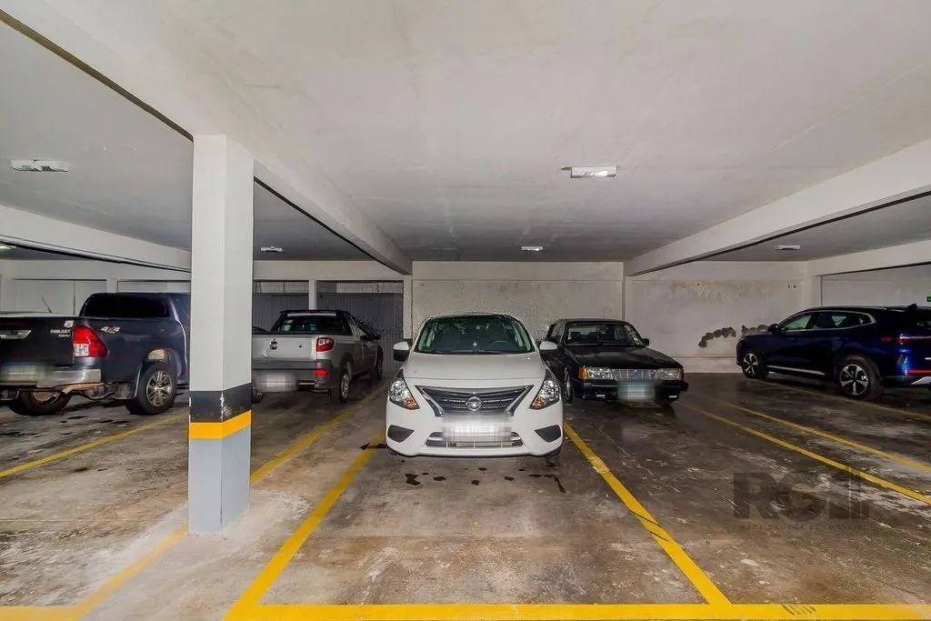 Imagem Apartamento 75m², 3 dormitórios, 2 vagas no bairro Partenon