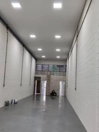 Imagem Salão para alugar, 150 m² por R$ 5.563,00/mês - Vila Nova Bonsucesso - Guarulhos/SP