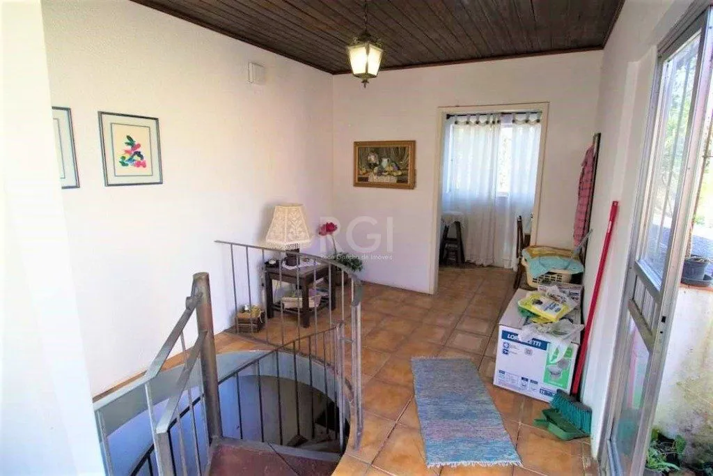 Imagem Casa para Venda - 287m², 3 dormitórios, sendo 2 suites, 4 vagas - Nonoai