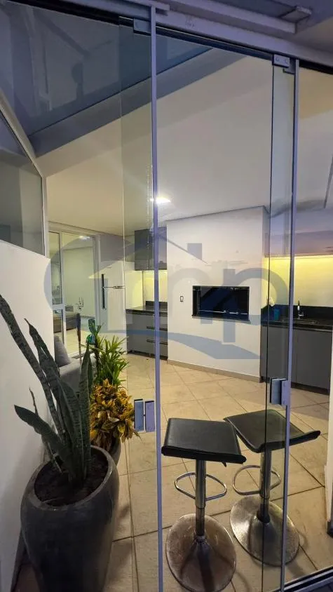 Imagem Apartamento a venda com 3 dormitorios no centro de Torres/RS