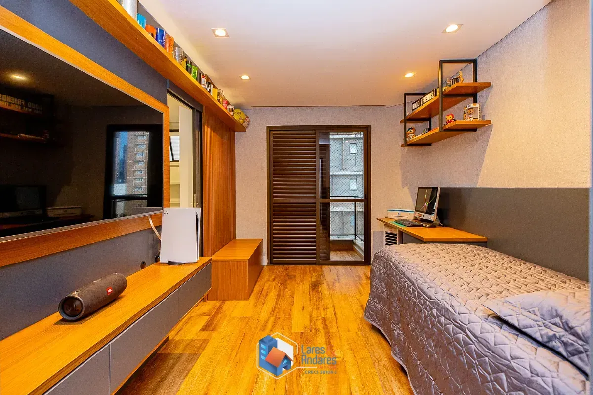 Imagem Apartamento para venda em Itaim Bibi com 4 quartos, sendo 3 suítes, 197m²