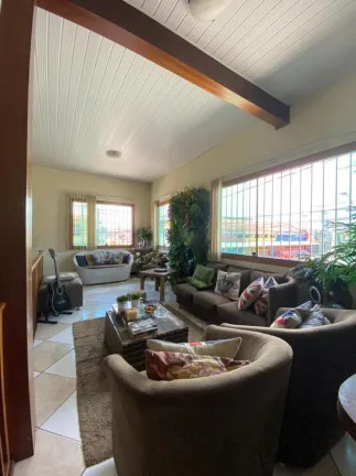Imagem Casa com 3 Quartos à Venda, 1 m² em Jurunas - Belém
