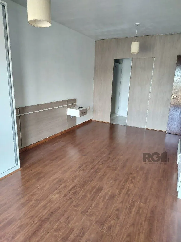 Imagem Casa sobrado no Verdes Campos de 3 dormitórios e 4 vagas