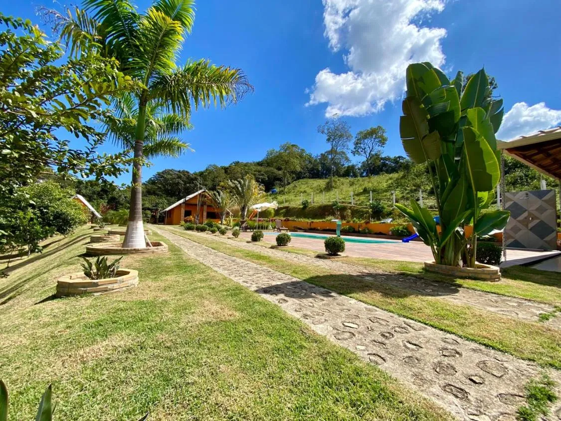 Imagem Vendo excelente chácara em Bonfim/MG com 5.525 m² de área total,