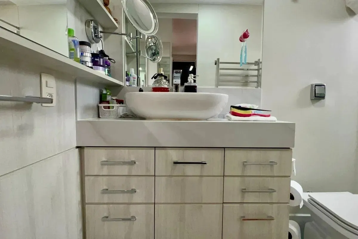 Imagem Apartamento para Venda em São Paulo, Pinheiros, 3 dormitórios, 1 suíte, 2 banheiros, 3 vagas
