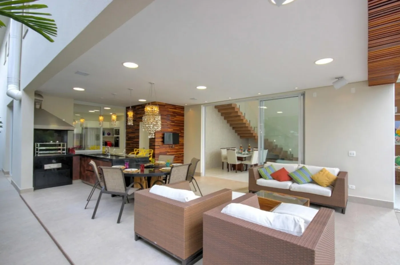 Imagem Casa para Venda em Bertioga, Riviera, 6 dormitórios, 4 suítes, 5 banheiros, 3 vagas