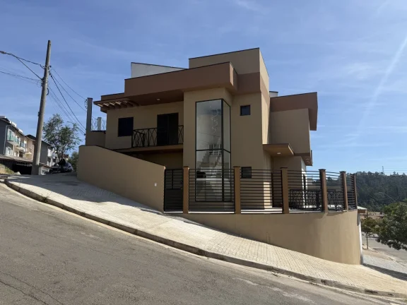 Imagem Casa de Esquina com Vista pra Mata - Portal dos Ipês