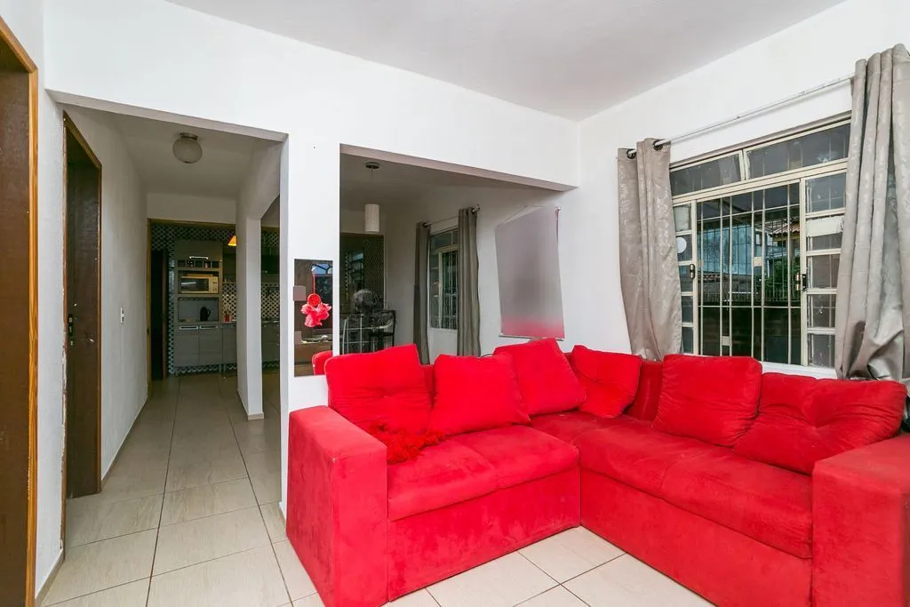 Imagem Casa de 2 dormitórios à venda Bairro no Vila Nova - Porto Alegre