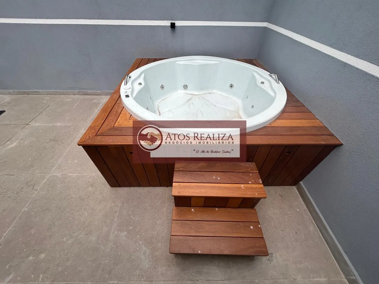Imagem Sobrado em Santo Amaro, SP: 3 Suítes e 135m² à Venda