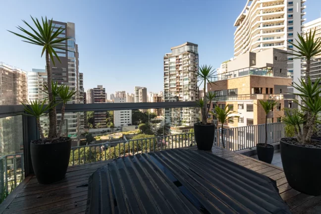 Imagem Apartamento à venda em São Paulo, Moema, com 2 quartos, 74m2