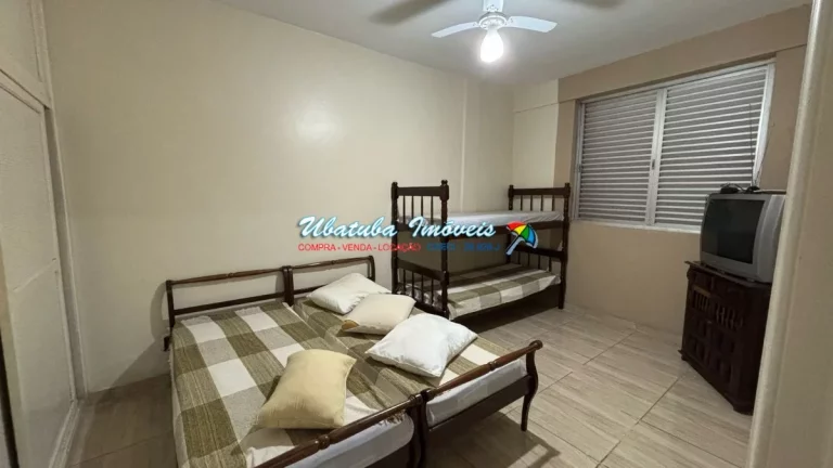 Imagem Apartamento com 03 dormitórios em prédio frente ao mar no Centro