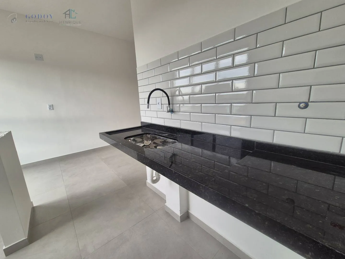 Imagem Oportunidade Única: Apartamento Novo no Coração da Cidade