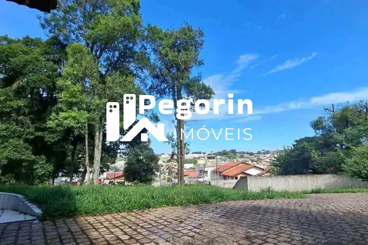Imagem Terreno Com casa à venda em Campo Largo