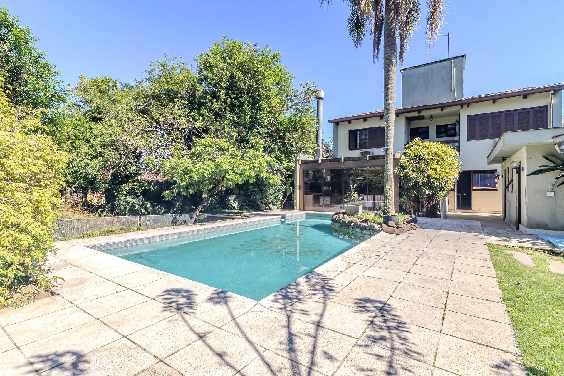 Imagem CASA À VENDA - rua Tito Marques Fernandes, Bairro ipanema POA/RS