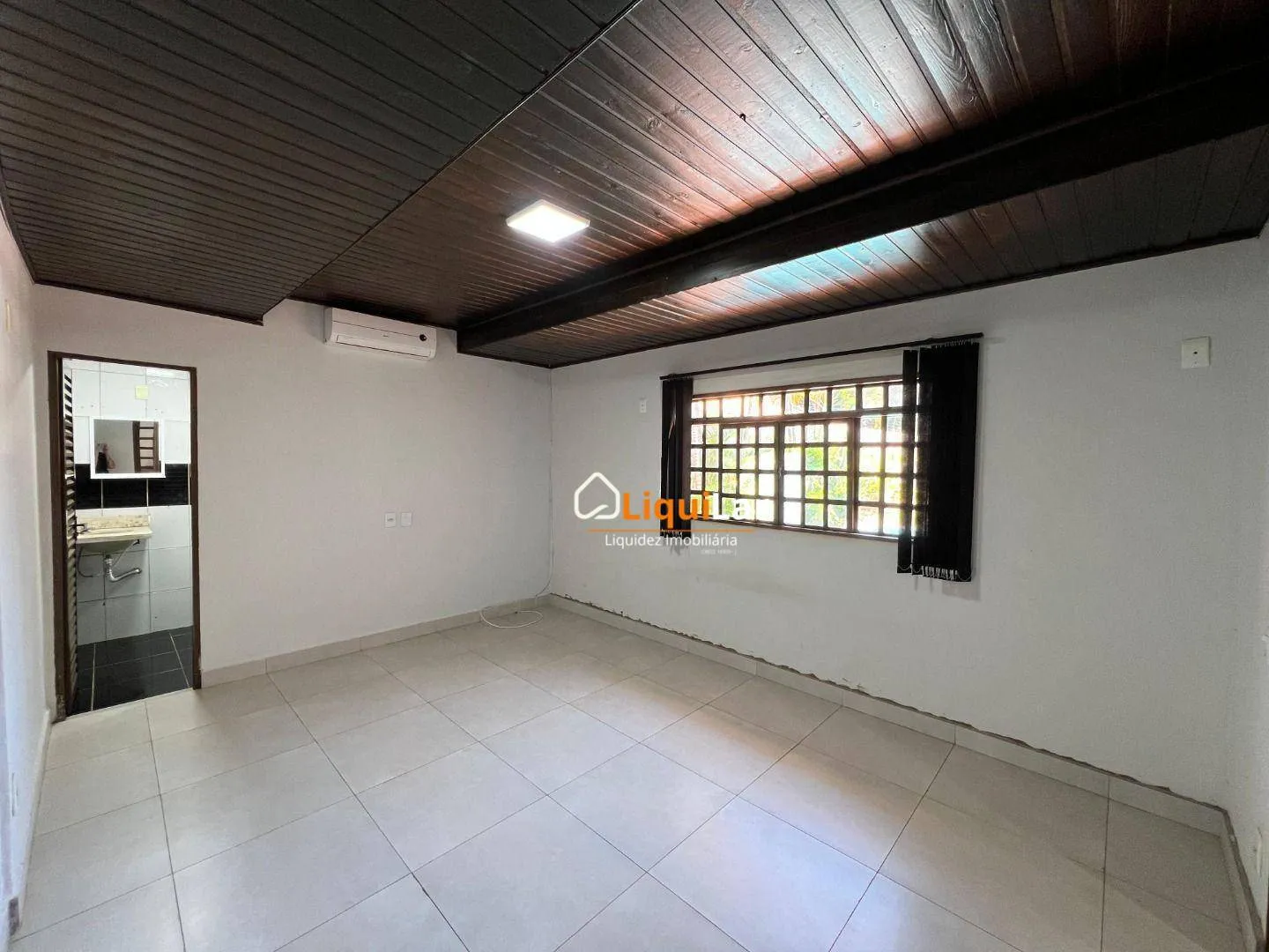 Imagem Casa para Locação na Vila Célia com 3 Suítes, Piscina e Varanda Gourmet.