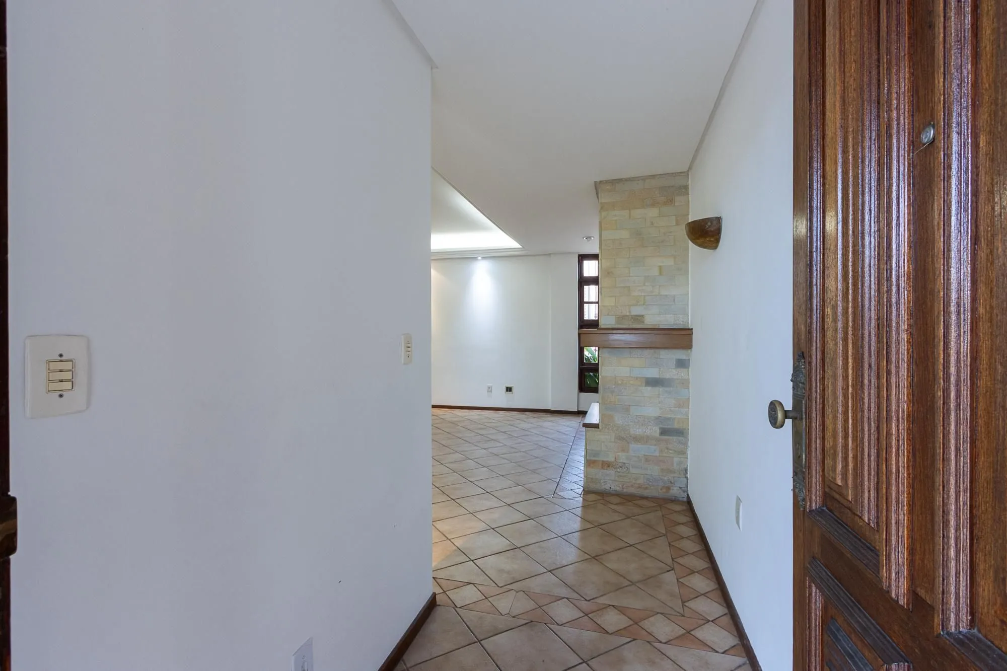 Imagem CASA RESIDENCIAL 04 DORMITÓRIOS | CAVALHADA