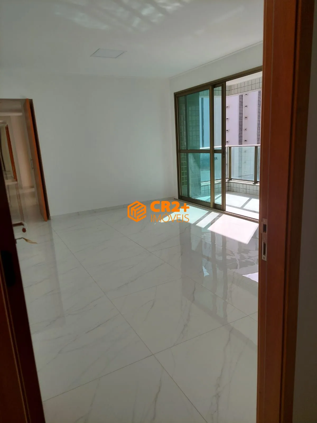 Imagem Vendo apartamento no Pina com 126 m², com 3 quartos. Lazer e boa localização.