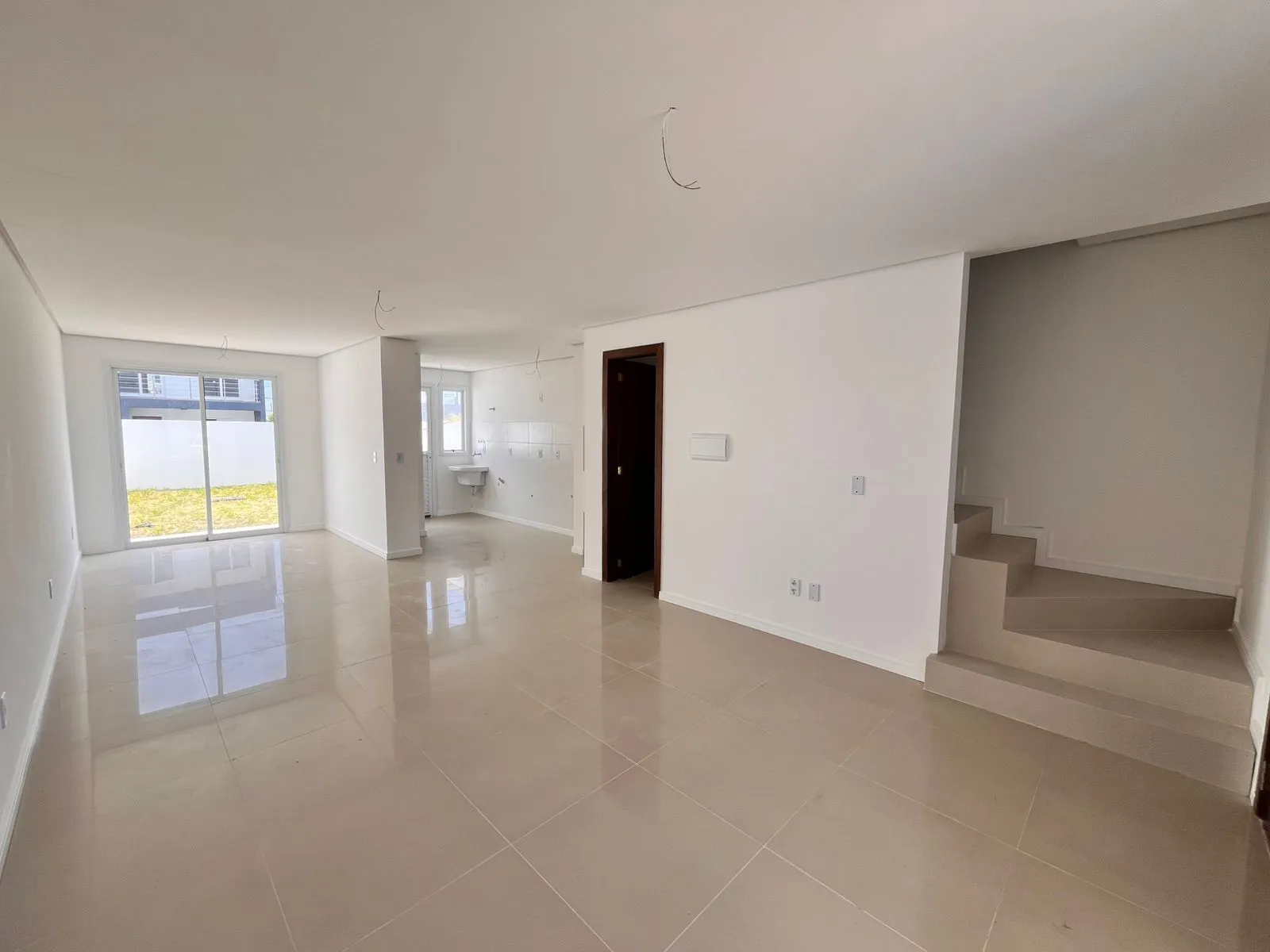 Imagem Casa no Bairro Aberta dos Morros - 3 Dormitórios Sendo 2 Suítes