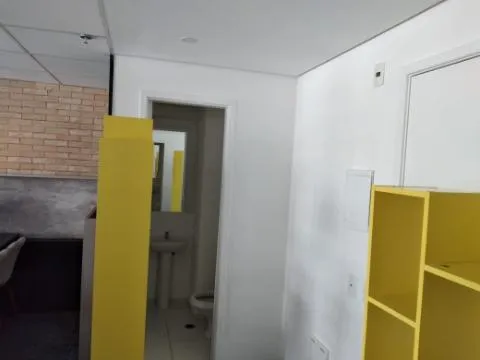 Imagem LOCAÇÃO DE SALAS COMERCIAIS MOBILIADAS NO EDIFÍCIO MARQUÊS BUSINESS CENTER, NA BARRA FUNDA/SP com 162m² e 5 vagas, sendo 100 m do metro. CONSULTE-NOS.