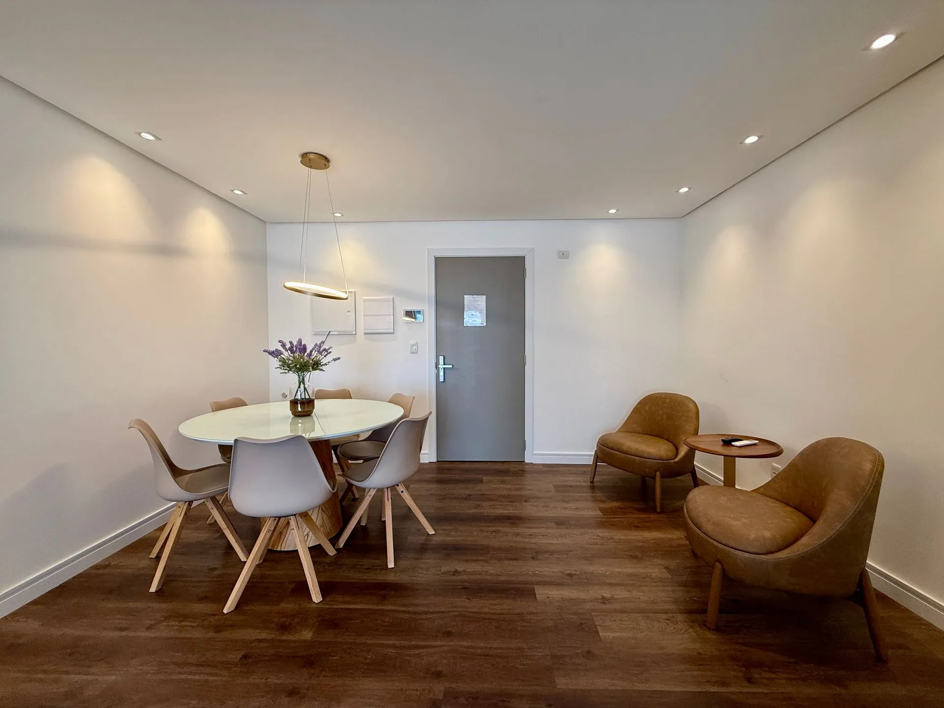 Imagem Apartamento à venda em Gramado, Centro, com 2 quartos, 123.66m2