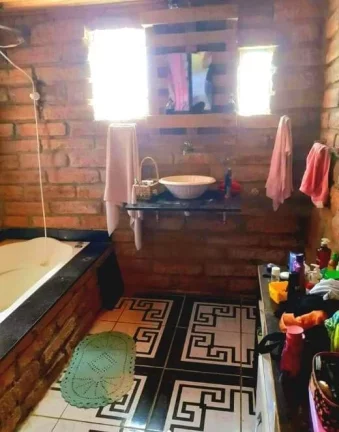 Imagem Sítio em condomínio fechado, Casa mista 53m2, Galpão, Piscina, Águas Claras