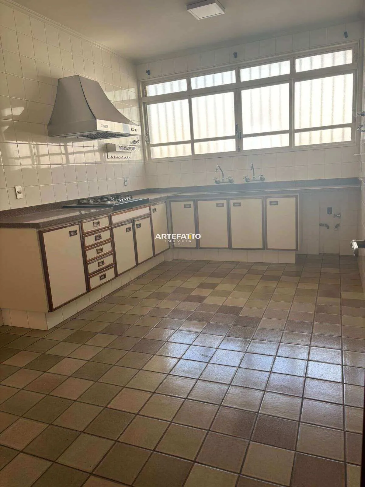 Imagem Casa à venda em Franca, São José, com 4 quartos, 493m2