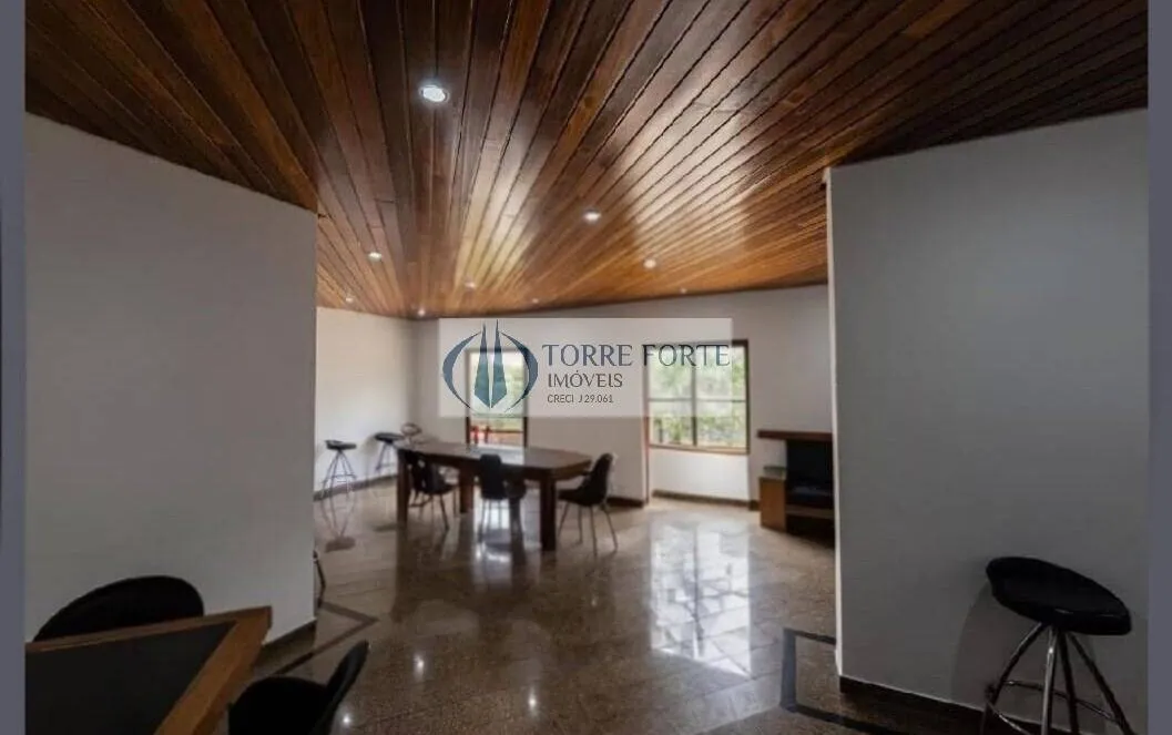 Imagem Apartamento 156 m², 4 dormitórios, 1 suíte com banheira , 2 garagens