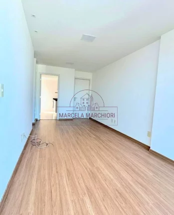 Imagem Ap 2 quartos, suíte, vista livre, andar alto, armários, lazer completo, 1v
