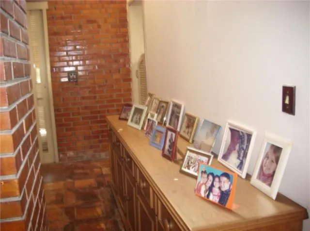 Imagem Casa para Venda - 238m², 4 dormitórios, sendo 1 suites, 2 vagas - Medianeira