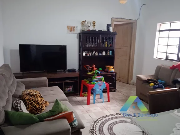 Foto do imóvel CASA TERREA À VENDA COM 2 DORMITÓRIOS E 3 VAGAS NA VILA DAS MERCES !!