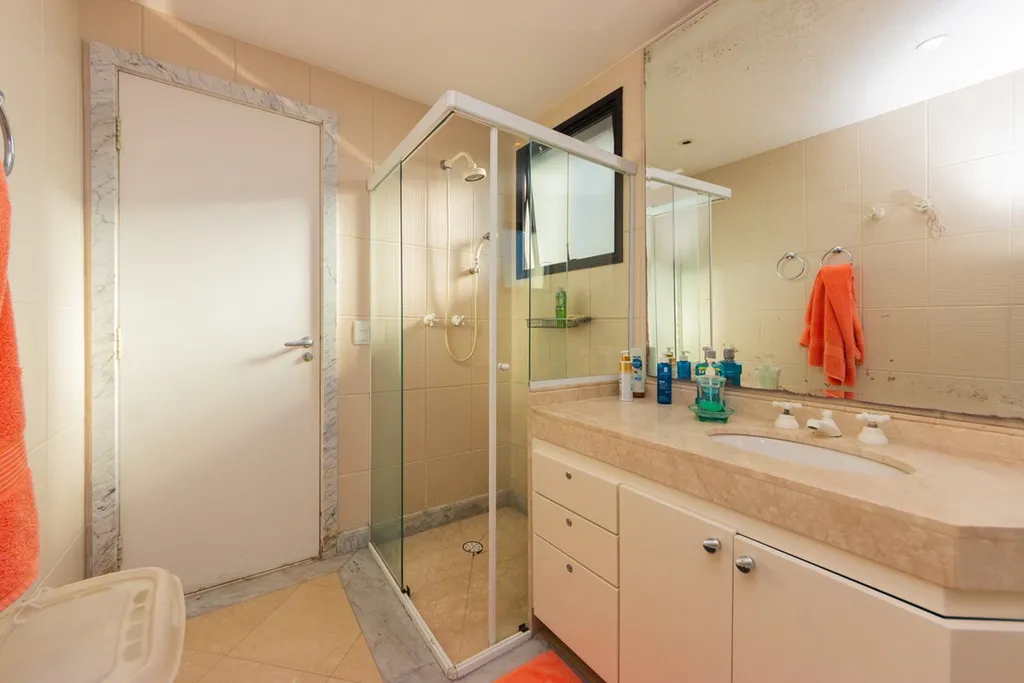 Imagem Apartamento à venda em São Paulo, Campo Belo, com 4 quartos, 242m2