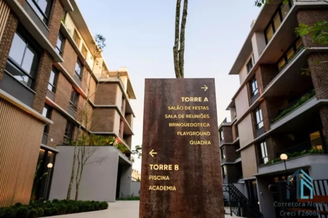 Imagem Cobertura com 367,79 m² privativos, 03 suítes, 04 vagas no Cabral/Hugo Lange em Curitiba PR