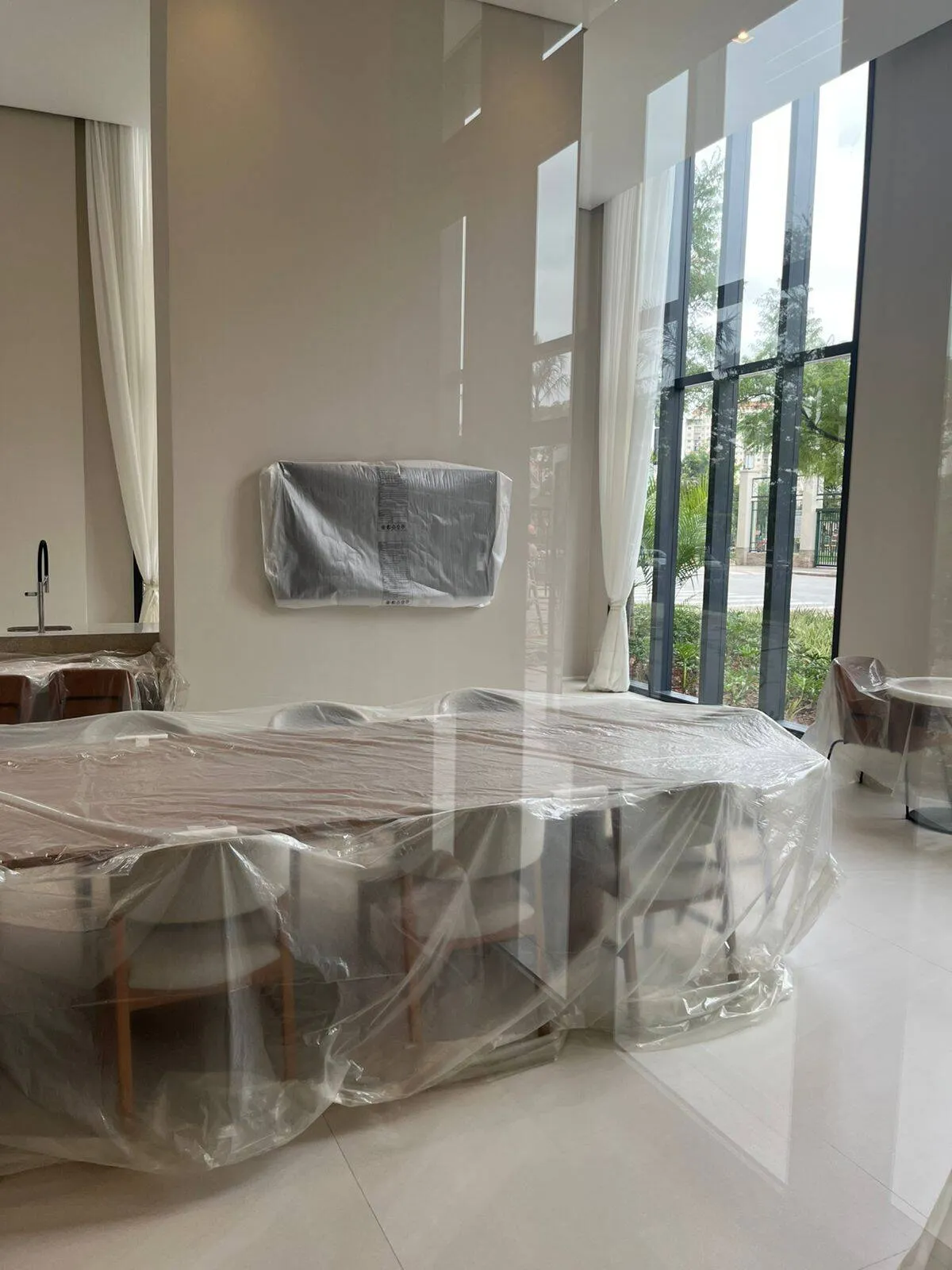 Imagem Apartamento Água Branca - 188M², 4 Dorms, 2 Suítes, 2 Vagas, Próximo Metrô.