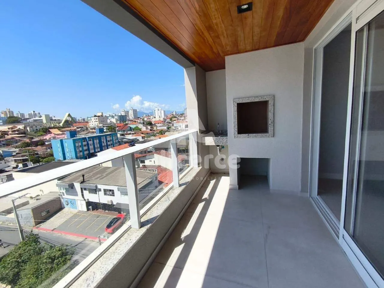 Imagem Apartamento à venda com 3 quartos 1 suíte, 87m² em Barreiros São José