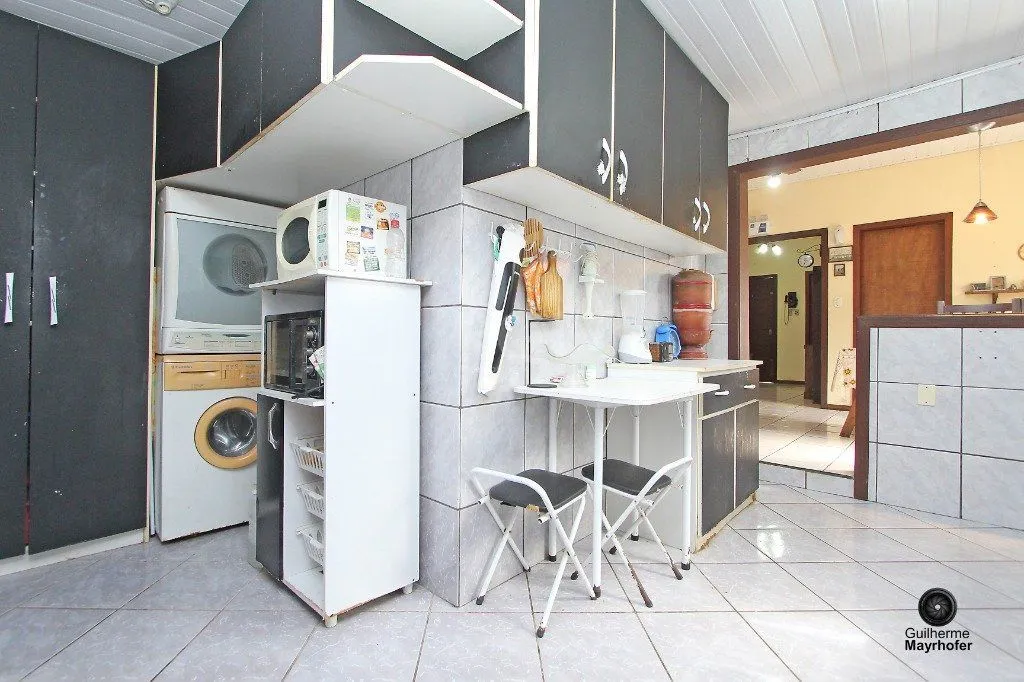 Imagem Casa para Venda - 150m², 2 dormitórios, 2 vagas - Nonoai