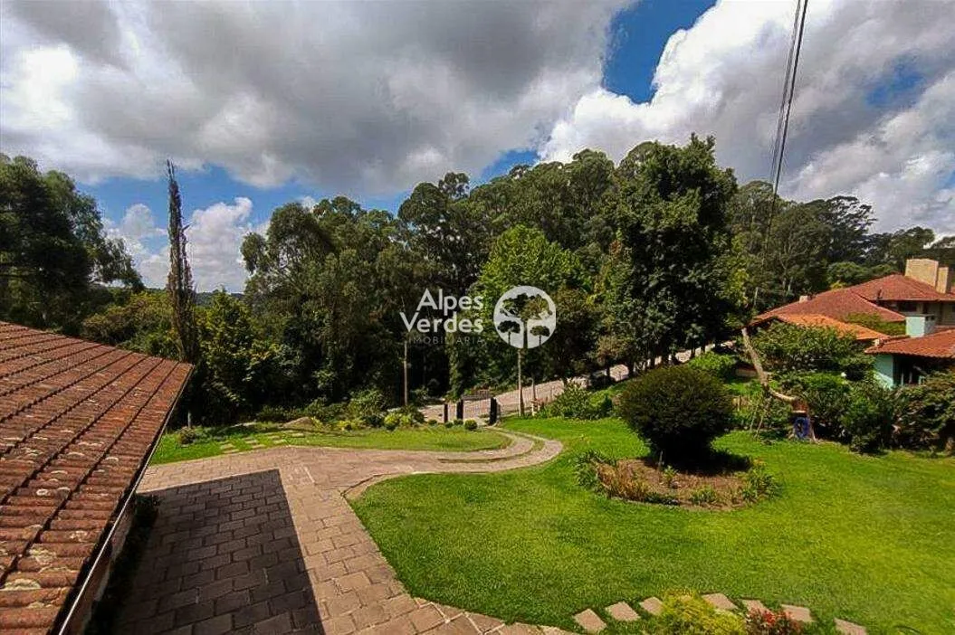 Imagem Vende - se Casa na Vila Suzana, com 03 dormitórios