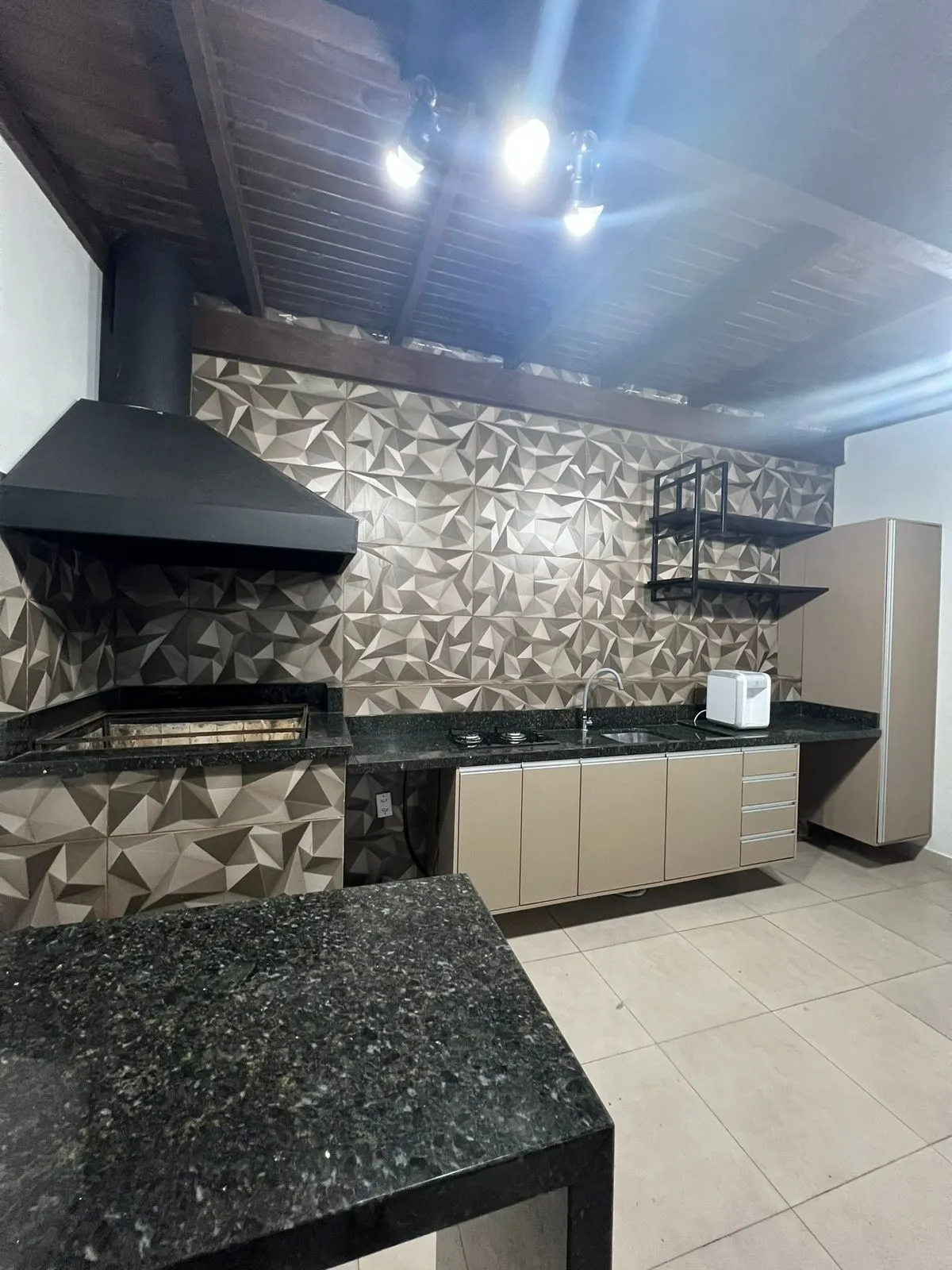 Imagem Casa sobrado em Gravatai de 3 dormitórios e 2 vagas