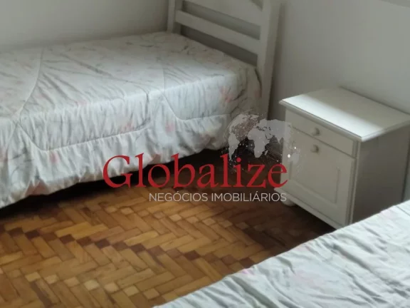 Imagem Casa à venda com 200m², 4 quartos, sala 3 ambientes, 3 vagas por R$1.280.000,00 no Boqueirão em Santos